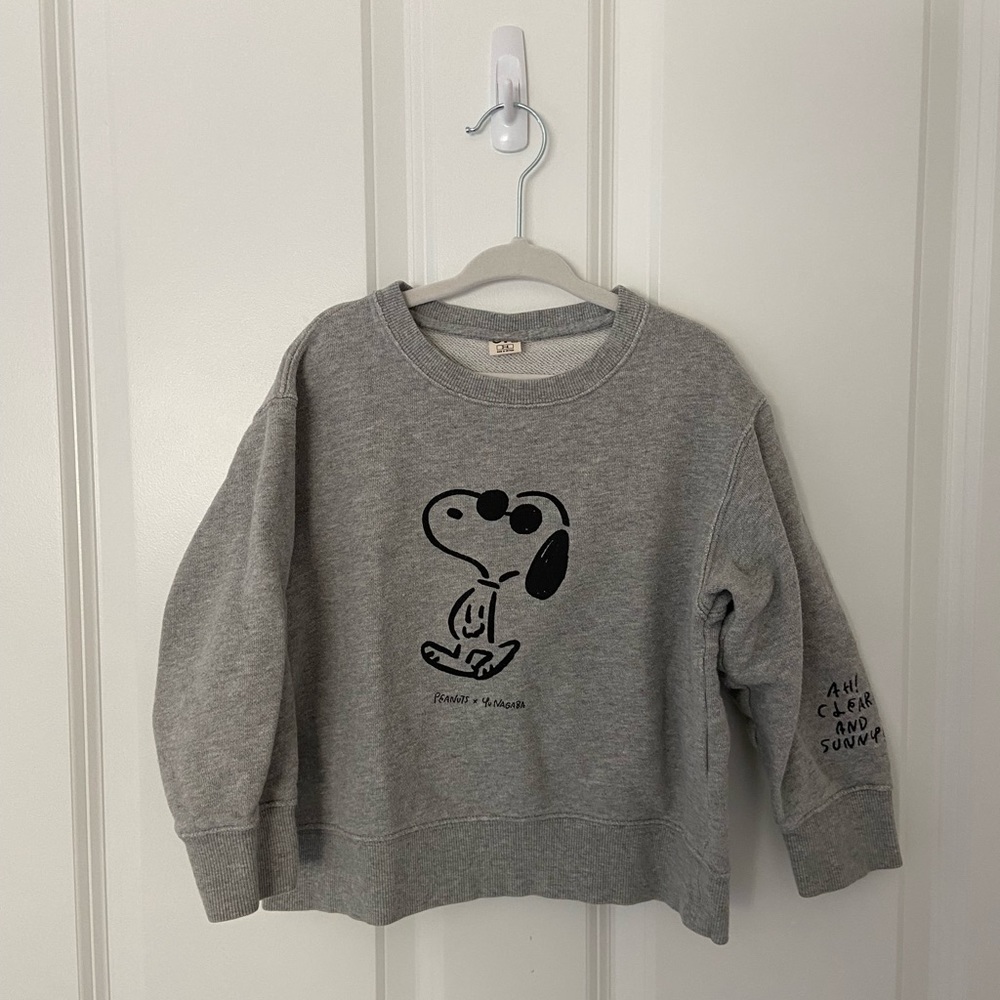 Uniqlo Snoopy Sweatshirt